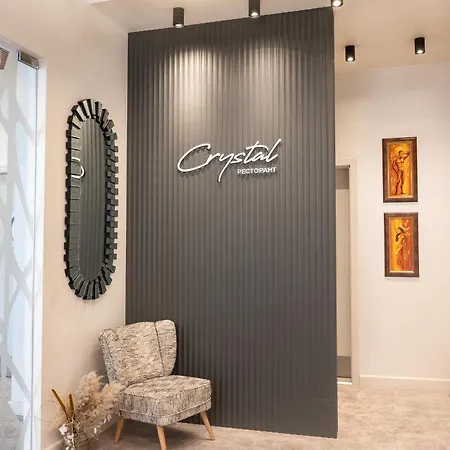 Hotell Crystal