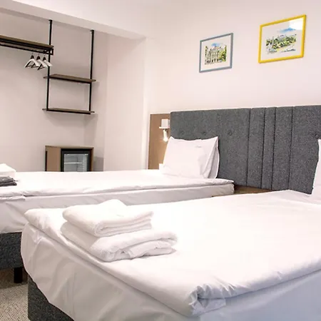 Hotel Crystal 4*